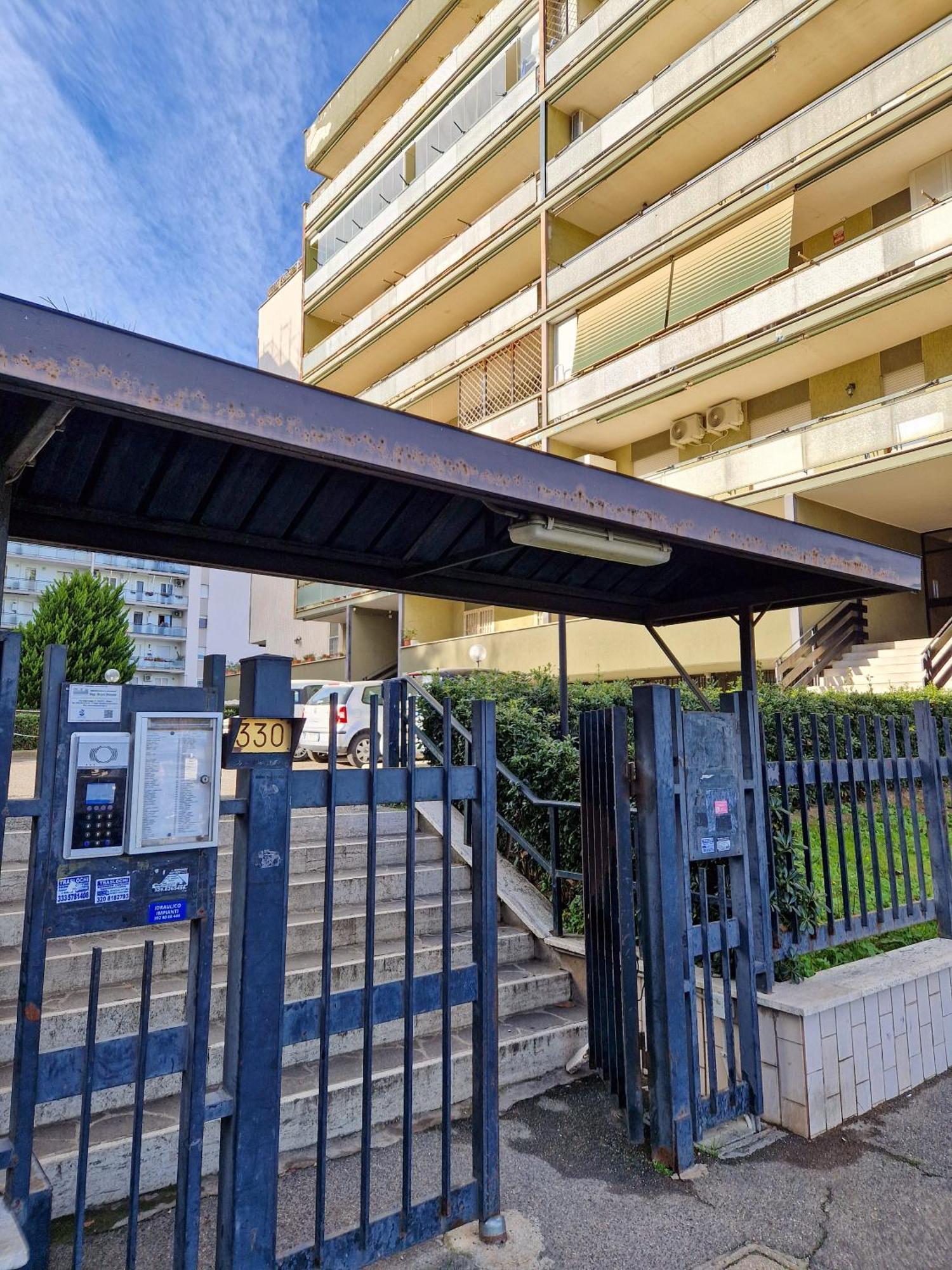 Domus Divi - Eur Torrino Apartamento *